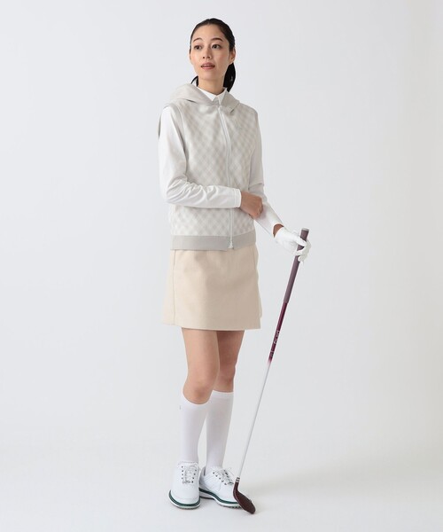 BEAMS GOLF(ビームスゴルフ)の「PURPLE LABEL / バイヤスチェック フーディ ベスト(ニット/セーター・レディース・ネイビー・LARGE)」の21枚目の写真