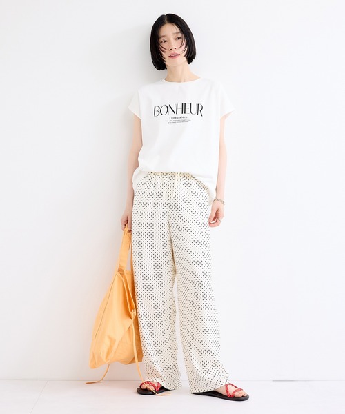 le cercle ADAM ET ROPE'(ルセルクルアダムエロペ)の「ロゴプリントTシャツ(Tシャツ/カットソー・レディース・ブラウン/ホワイト/ブラック・FREE)」の6枚目の写真