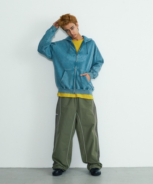 XLARGE(エクストララージ)の「WASHED SLANTED OG ZIP HOODED SWEATSHIRT(パーカー・メンズ・グレー/ブラウン/ブルー/ブラック・S/M/L/XL)」の6枚目の写真