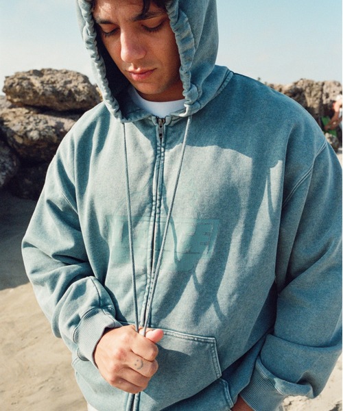 XLARGE（エクストララージ）の「WASHED SLANTED OG ZIP HOODED SWEATSHIRT（パーカー・メンズ・グレー/ブラウン/ブルー/ブラック・S/M/L/XL）」の16枚目の写真