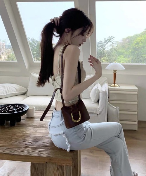 ViViDAY（ビビデー）の「バックハートポケット　フレアデニムパンツ（デニムパンツ・レディース・サックスブルー・L/M/S）」の7枚目の写真