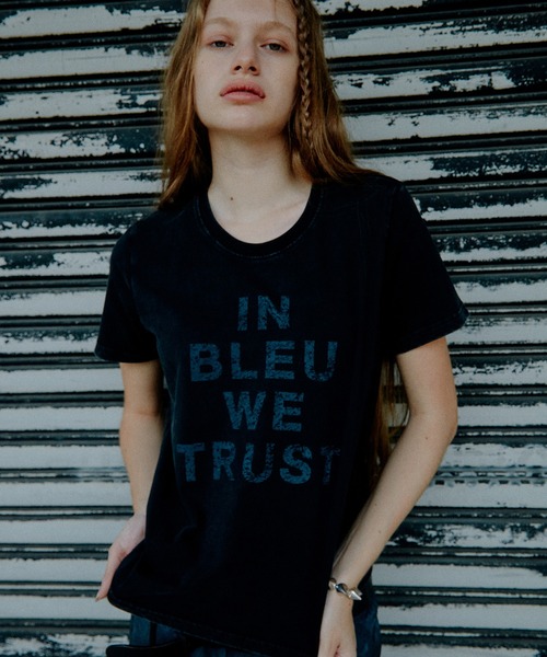 LE CIEL BLEU（ルシェルブルー）の「インブルーウィートラストTシャツ / In Bleu We Trust T-Shirt（Tシャツ/カットソー・レディース・オフホワイト/チャコールグレー・36/38）」の2枚目の写真