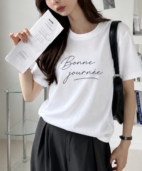 sowme.(ソウミー)の「きれいめに着回せる◎【筆記体フレンチロゴ ベーシック Tシャツ】(Tシャツ/カットソー・レディース・ホワイト・SMALL/MEDIUM/LARGE)」の3枚目の写真