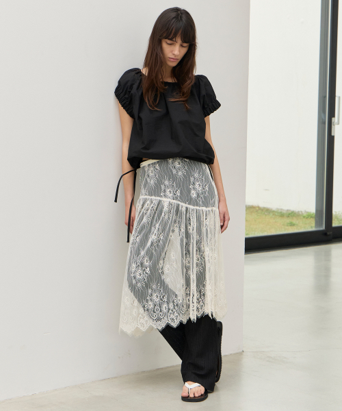 LEVAR(レバー)の「Layered Shirring Lace Skirt - Cream Butter(スカート・レディース・その他・MEDIUM/SMALL)」の3枚目の写真