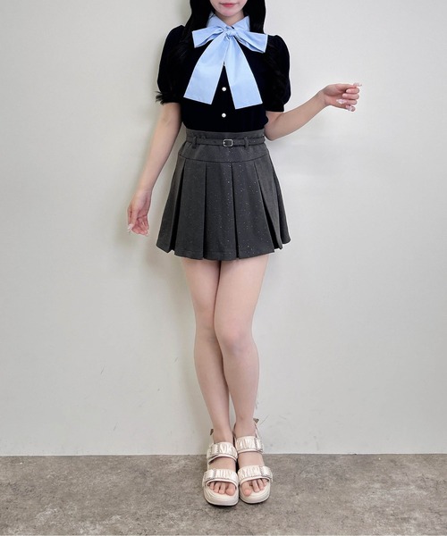 INGNI(イング)の「共ベルト付ラメプリーツスカパン(スカート・レディース・グレー/ブラック・FREE)」の14枚目の写真