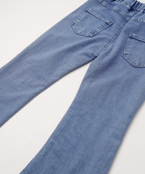 URBAN CHERRY(アーバンチェリー)の「スカラップレースフレアデニムパンツ(デニムパンツ・キッズ・ブルー・110cm/120cm/130cm/140cm/150cm)」の17枚目の写真