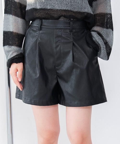 WEGO(ウィゴー)の「WEGO/【26年秋冬新作】PUショートパンツ(その他パンツ・レディース・ブラック・MEDIUM/SMALL)」の1枚目の写真