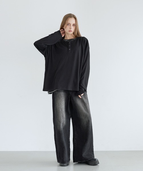LILL(リル)の「フェイクレイヤードルーズシルエットボーダーヘンリーネックロングカットソー(Tシャツ/カットソー・メンズ・ブラック系1/グレー系1・XL/S/L/M)」の17枚目の写真