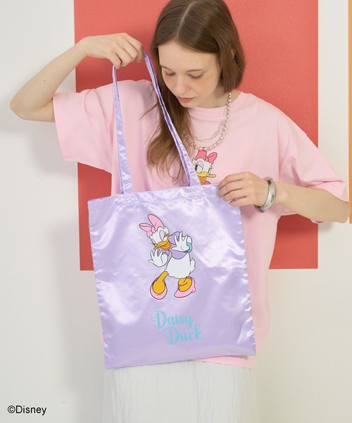 AMERICAN HOLIC(アメリカンホリック)の「【Mickey&Friends】トートBAG(トートバッグ・レディース・ライトイエロー/ピンク/キャメル/ブラウン/シルバー/パープル/ブルー/ネイビー/グリーン・FREE)」の6枚目の写真