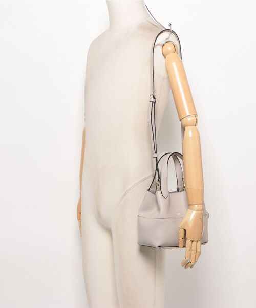 FURLA(フルラ)の「フルラ プリムローズ (Furla Primrose) ミニトートバッグ(ハンドバッグ・レディース・ライトベージュ/モカ・ONE SIZE)」の12枚目の写真