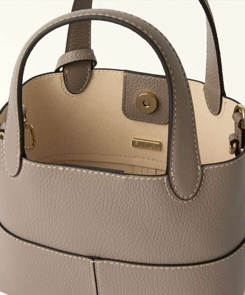 FURLA(フルラ)の「フルラ プリムローズ (Furla Primrose) ミニトートバッグ(ハンドバッグ・レディース・ライトベージュ/モカ・ONE SIZE)」の5枚目の写真