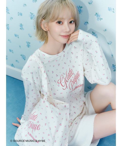 gelato pique(ジェラートピケ)の「【LE SSERAFIM】小花柄トートバッグ(トートバッグ・レディース・ピンク/ブルー・F)」の4枚目の写真