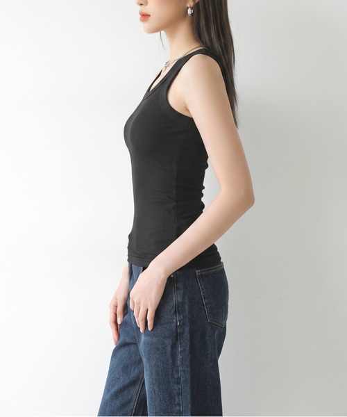 JOCOSA(ジョコサ)の「シンプル リブニット タンクトップ 【プレミアム】(タンクトップ・レディース・ホワイト/ブラック・L/XL/M)」の5枚目の写真
