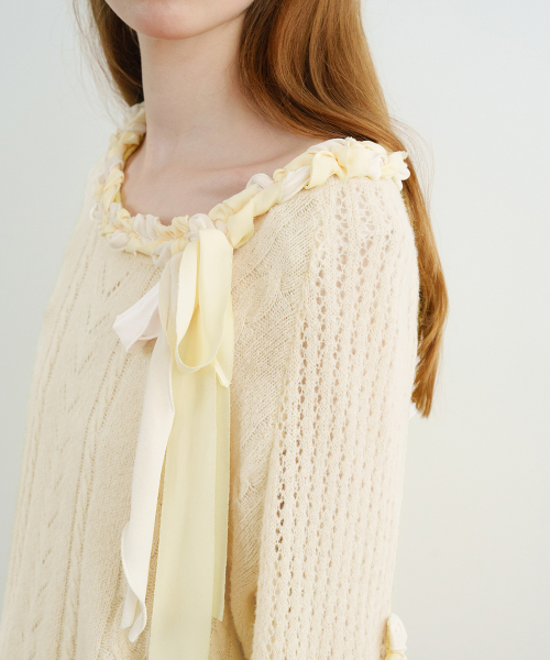 SINOON（シヌーン）の「Lace-Up Ribbon Knit (Cream)（ニット/セーター・レディース・Cream・FREE）」の3枚目の写真