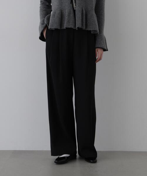 N.(N. Natural Beauty Basic)(エヌエヌナチュラルビューティーベーシック)の「タックワイドパンツ(その他パンツ・レディース・ブラウン/ブラック/オフホワイト・MEDIUM/SMALL)」の1枚目の写真