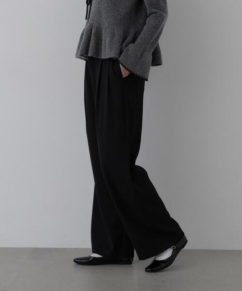 N.(N. Natural Beauty Basic)(エヌエヌナチュラルビューティーベーシック)の「タックワイドパンツ(その他パンツ・レディース・ブラウン/ブラック/オフホワイト・MEDIUM/SMALL)」の9枚目の写真
