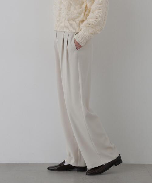 N.(N. Natural Beauty Basic)(エヌエヌナチュラルビューティーベーシック)の「タックワイドパンツ(その他パンツ・レディース・ブラウン/ブラック/オフホワイト・MEDIUM/SMALL)」の17枚目の写真