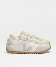 VEJA / “GT” スニーカー