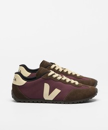 VEJA / “GT” スニーカー