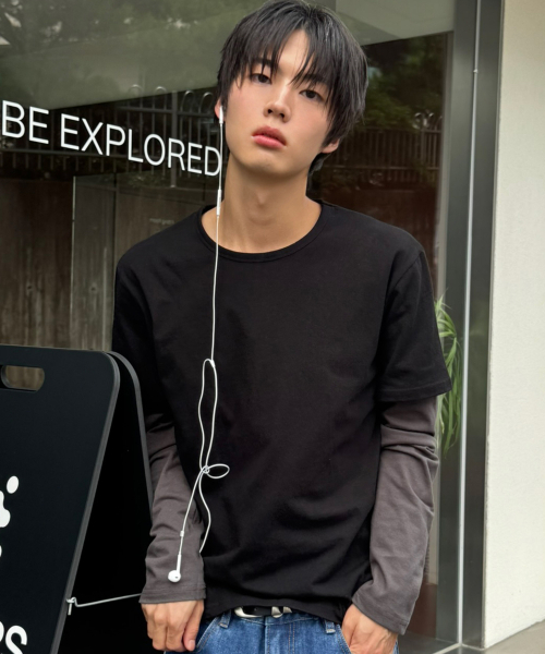 SIGNATURE（シグネチャ）の「ボーダースリーブレイヤード長袖Tシャツ[ブラック]（Tシャツ/カットソー・レディース・その他・LARGE/MEDIUM）」の2枚目の写真