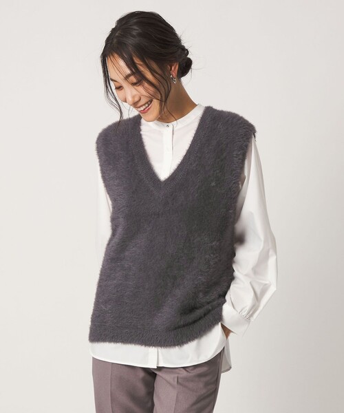 A DAY IN THE LIFE UNITED ARROWS(アデイインザライフユナイテッドアローズ)の「フェザー Vネックベスト+シャツ ‐セットアイテム‐<A DAY IN THE LIFE>(ニット/セーター・レディース・ダークグレー/ネイビー/ナチュラル・FREE)」の1枚目の写真