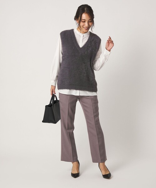 A DAY IN THE LIFE UNITED ARROWS(アデイインザライフユナイテッドアローズ)の「フェザー Vネックベスト+シャツ ‐セットアイテム‐<A DAY IN THE LIFE>(ニット/セーター・レディース・ダークグレー/ネイビー/ナチュラル・FREE)」の5枚目の写真