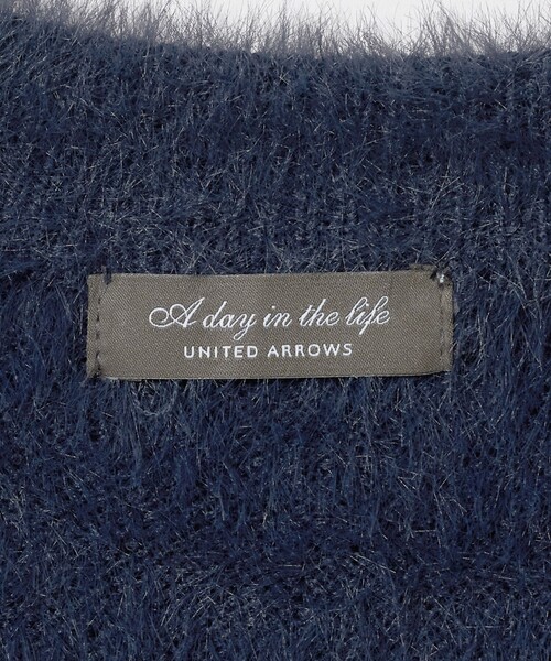 A DAY IN THE LIFE UNITED ARROWS(アデイインザライフユナイテッドアローズ)の「フェザー Vネックベスト+シャツ ‐セットアイテム‐<A DAY IN THE LIFE>(ニット/セーター・レディース・ダークグレー/ネイビー/ナチュラル・FREE)」の15枚目の写真