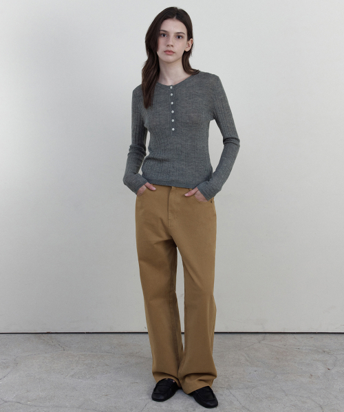 WEDNESDAYOASISFORWOMEN（ウェンズデー オアシス フォー ウーマン）の「ヴェロ リブヘンリーネックニット_GRAY(WCB6KN115)（ニット/セーター・レディース・ダークグレー・FREE）」の4枚目の写真