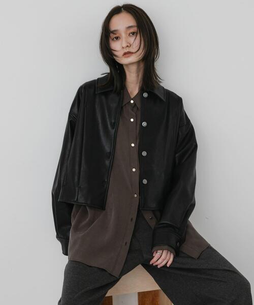 SENSE OF PLACE by URBAN RESEARCH(センスオブプレイスバイアーバンリサーチ)の「『抗菌/防臭』クロップドタックアソートジャケット(その他アウター・レディース・ブラック/ベージュ/ブラウン・ONE)」の2枚目の写真