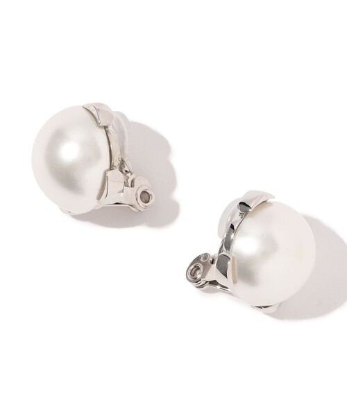 IRIS47(イリスフォーセブン)の「IRIS 47 contour earring S(イヤリング・レディース・ホワイト系・FREE)」の1枚目の写真