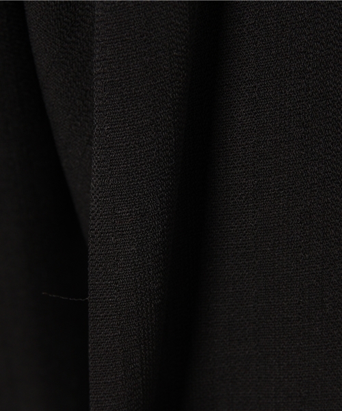 Denime（ドゥニーム）の「デザインショルダーブラウス（シャツ/ブラウス・レディース・オフホワイト/ライトピンク/ブラック・FREE）」の7枚目の写真