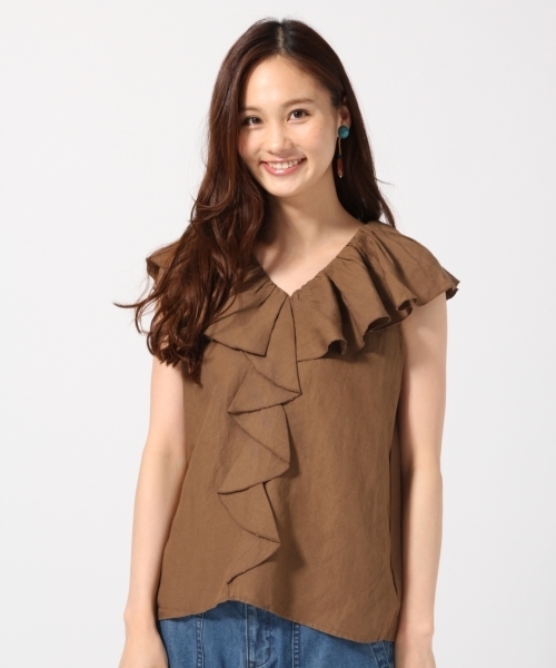 GLOBAL WORK（グローバルワーク）の「リネンレーヨンラッフルブラウスノースリーブ/759559（シャツ/ブラウス・レディース・パープル/ホワイト/ブラウン/ブラック・LARGE/MEDIUM）」の3枚目の写真