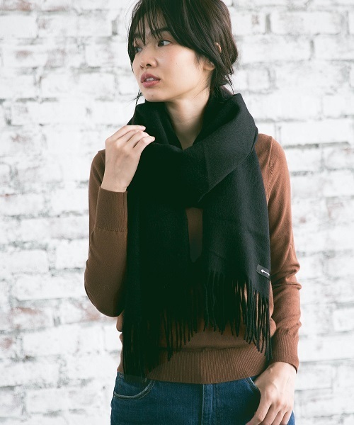 A part by(アパートバイ)の「カシミヤウールストール 763213 (ストール/ショール・レディース・ナチュラル/チャコールグレー/ブラック/ライトブルー/ライトパープル/オレンジ/ベージュ/ライトグレー・FREE)」の2枚目の写真