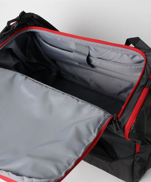 UNDER ARMOUR（アンダーアーマー）の「メンズ バックパック / ストームコンテインバックパックダッフル3 0（ボストンバッグ・メンズ・チャコールグレー/ブラック/グレー・ONESIZE）」の7枚目の写真
