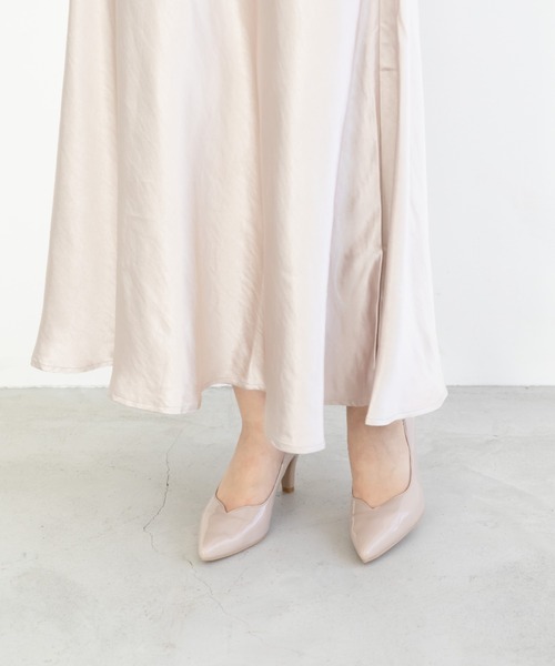 Launa lea(ラウナレア)の「【21.5cm~26cm】RainyDay Vカットパンプス(R9016)(レインシューズ・レディース・ライトベージュ/ブラック/グレイッシュベージュ/ブラック系その他・22.0cm/22.5cm/23.0cm/23.5cm/24.0cm/24.5cm/25.0cm/25.5cm/26.0cm/21.5cm)」の6枚目の写真