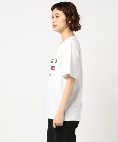 VENCEEXCHANGE（ヴァンスエクスチェンジ）の「スラッシュネックロゴT                    （Tシャツ/カットソー・レディース・ホワイト/チャコールグレー・M）」の4枚目の写真