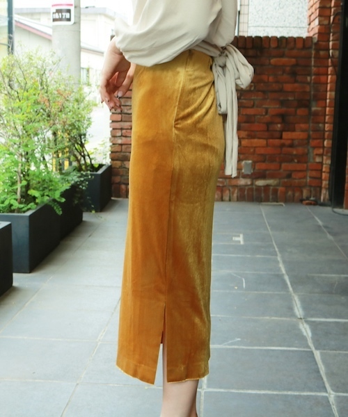TODAYFUL（トゥデイフル）の「ベロアペンシルスカート（スカート・レディース・マスタード/ピンク系その他・36inch/38inch）」の9枚目の写真