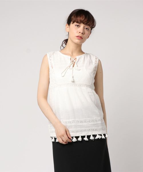 SLOBE IENA(スローブイエナ)の「BERENICE レースタッセルブラウス◆(シャツ/ブラウス・レディース・ブラック/ホワイト・FREE)」の6枚目の写真