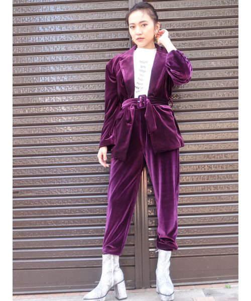 EVRIS(エヴリス)の「フェイクパイソンチャンキーヒールブーツ(ブーツ・レディース・ホワイト/レッド/ブラウン・SMALL/MEDIUM/LARGE)」の9枚目の写真
