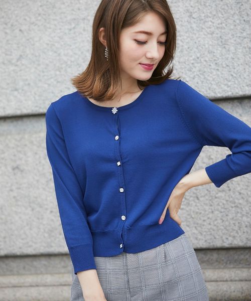 Tocco Closet トッコ クローゼット の 多種ビジュー釦ミニ丈7分袖シャリ感ニットカーディガン カーディガン ボレロ Wear