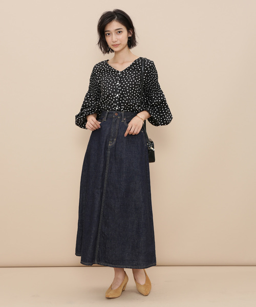 ADAM ET ROPE'（アダムエロペ）の「シャーリングショルダーブラウス（シャツ/ブラウス・レディース・ブラック/ブラウン/グレー系その他・FREE）」の18枚目の写真