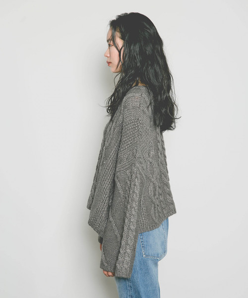 Curensology（カレンソロジー）の「ケーブルニット（ニット/セーター・レディース・ダークブラウン/オフホワイト・FREE）」の11枚目の写真