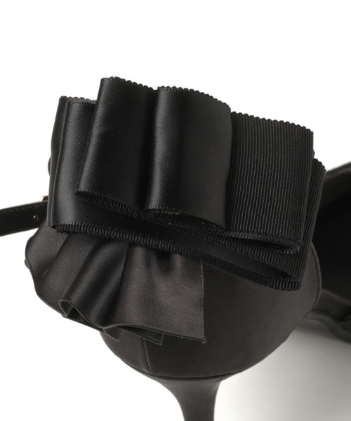 A part by(アパートバイ)の「サテンリボンパンプス 818500(パンプス・レディース・ブラック/ベージュ・MEDIUM/LARGE)」の7枚目の写真