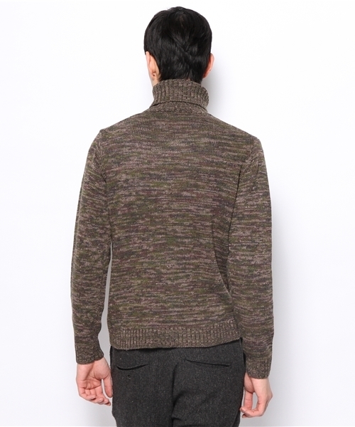 NANO universe（ナノユニバース）の「迷彩カラータートルニット（ニット/セーター・メンズ・カーキ・44/46/48）」の4枚目の写真