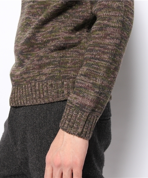 NANO universe（ナノユニバース）の「迷彩カラータートルニット（ニット/セーター・メンズ・カーキ・44/46/48）」の6枚目の写真