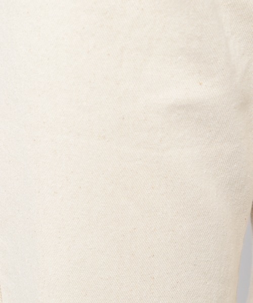 PAGEBOY(ページボーイ)の「【新色追加】クラシックストレート(デニムパンツ・レディース・オフホワイト/インディゴブルー/ブルー/ライトベージュ/ダークインディゴブルー/サックスブルー/ブラック系その他・24inch/25inch/26inch/27inch)」の22枚目の写真