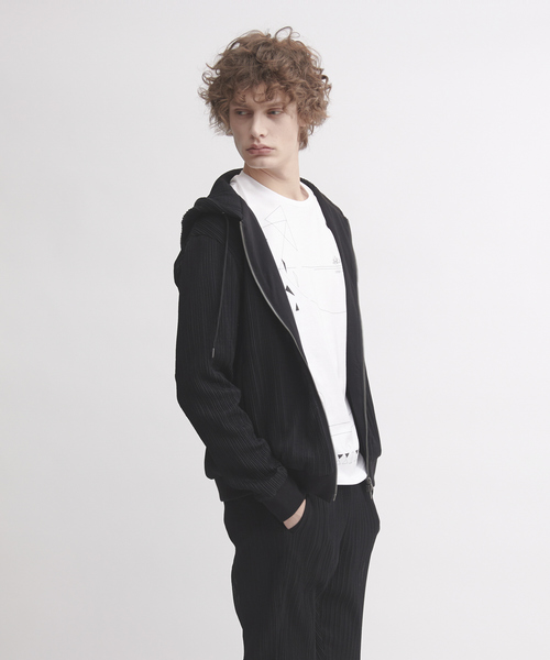 5351 POUR LES HOMMES(ゴーサンゴーイチプールオム)の「セットアップ対応 プリーツブルーゼトラックパーカー(パーカー・メンズ・ブラック・44/46/48/50)」の1枚目の写真