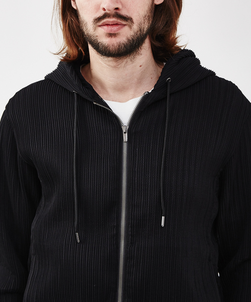 5351 POUR LES HOMMES(ゴーサンゴーイチプールオム)の「セットアップ対応 プリーツブルーゼトラックパーカー(パーカー・メンズ・ブラック・44/46/48/50)」の12枚目の写真