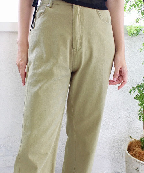 MODE ROBE(モードローブ)の「ルーズストレートパンツ(その他パンツ・レディース・ベージュ/アイボリー/カーキ・FREE)」の10枚目の写真