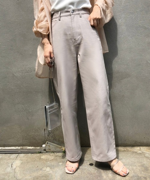 one after another NICE CLAUP（ワンアフターアナザーナイスクラップ）の「【ZOZO限定】ストレートカラ―パンツ（その他パンツ・レディース・ライトグレー/サックスブルー/インディゴブルー/アイボリー/ピンクベージュ・SMALL/MEDIUM）」の3枚目の写真